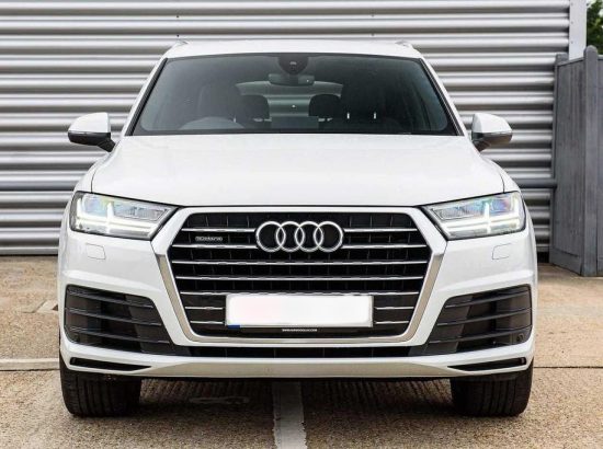 Audi Q7 Hire Supercars of Yorkshire